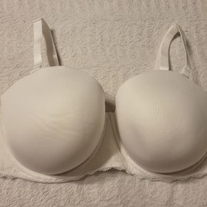 TORRID CURVE SMOOTH STRAPLESS LIGHTLY LINED UNDERWIRE STRAIGHT BACK BRA 44DD